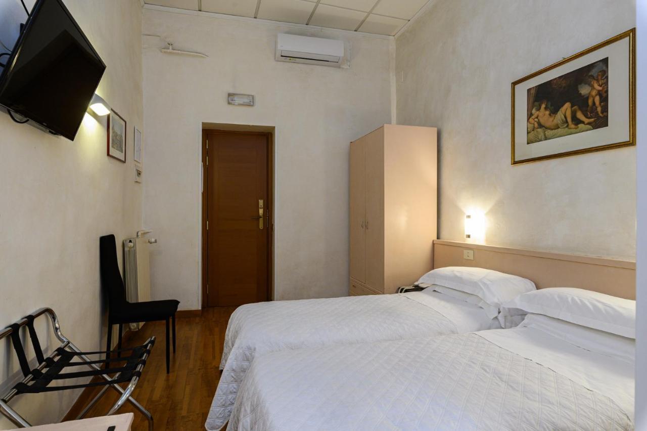 Hotel Julia Rome Luaran gambar