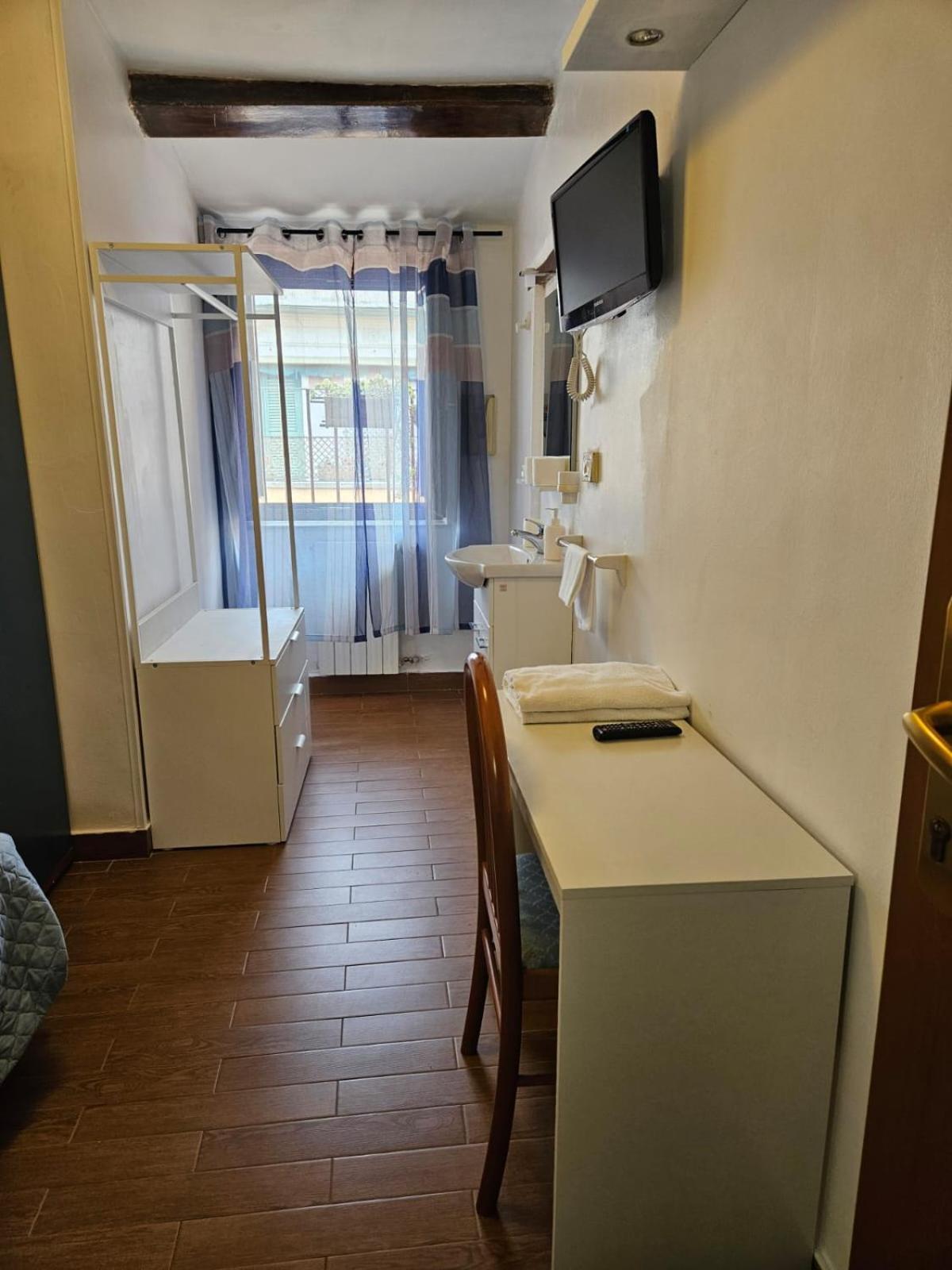 Hotel Julia Rome Luaran gambar