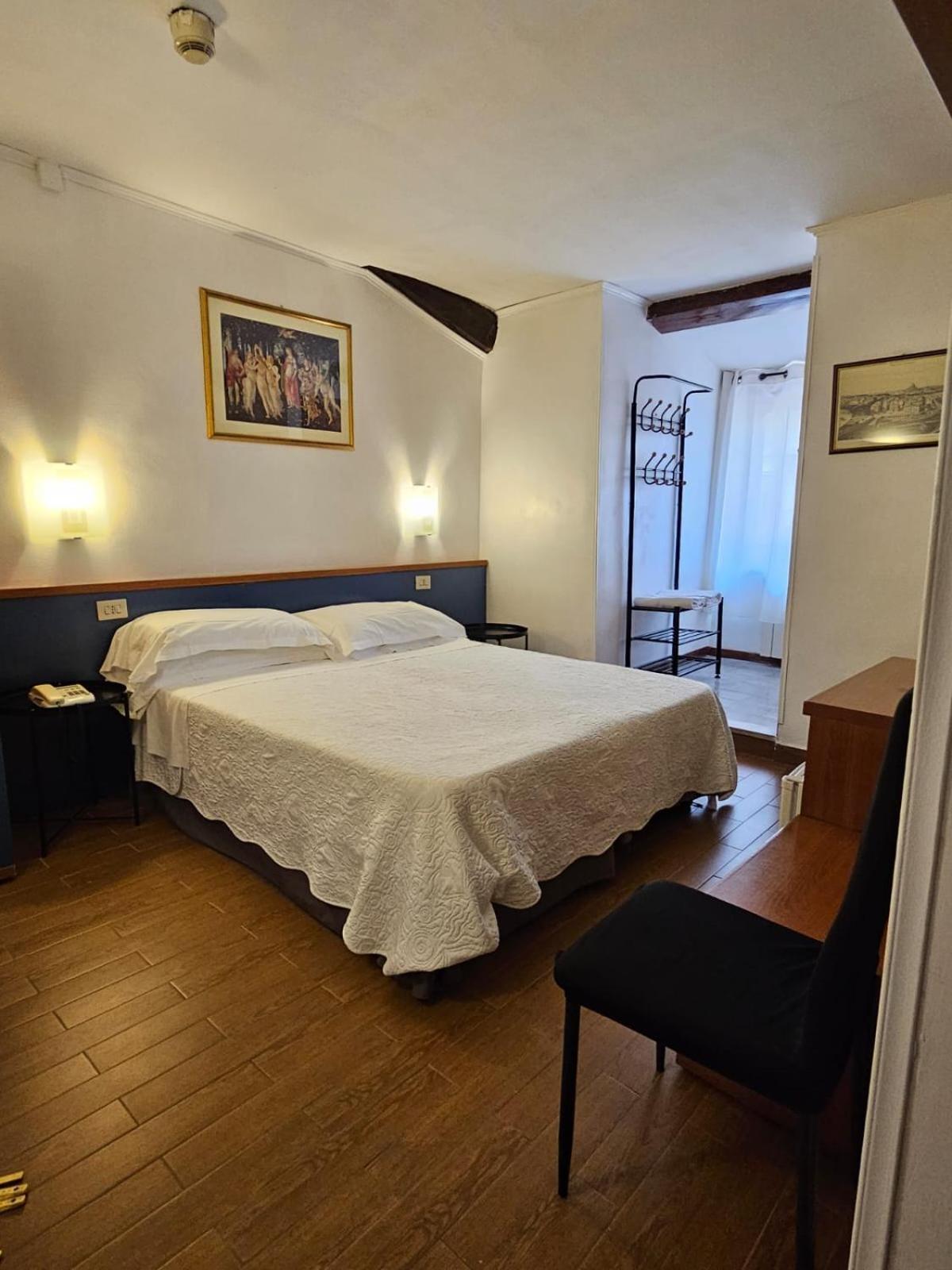 Hotel Julia Rome Luaran gambar
