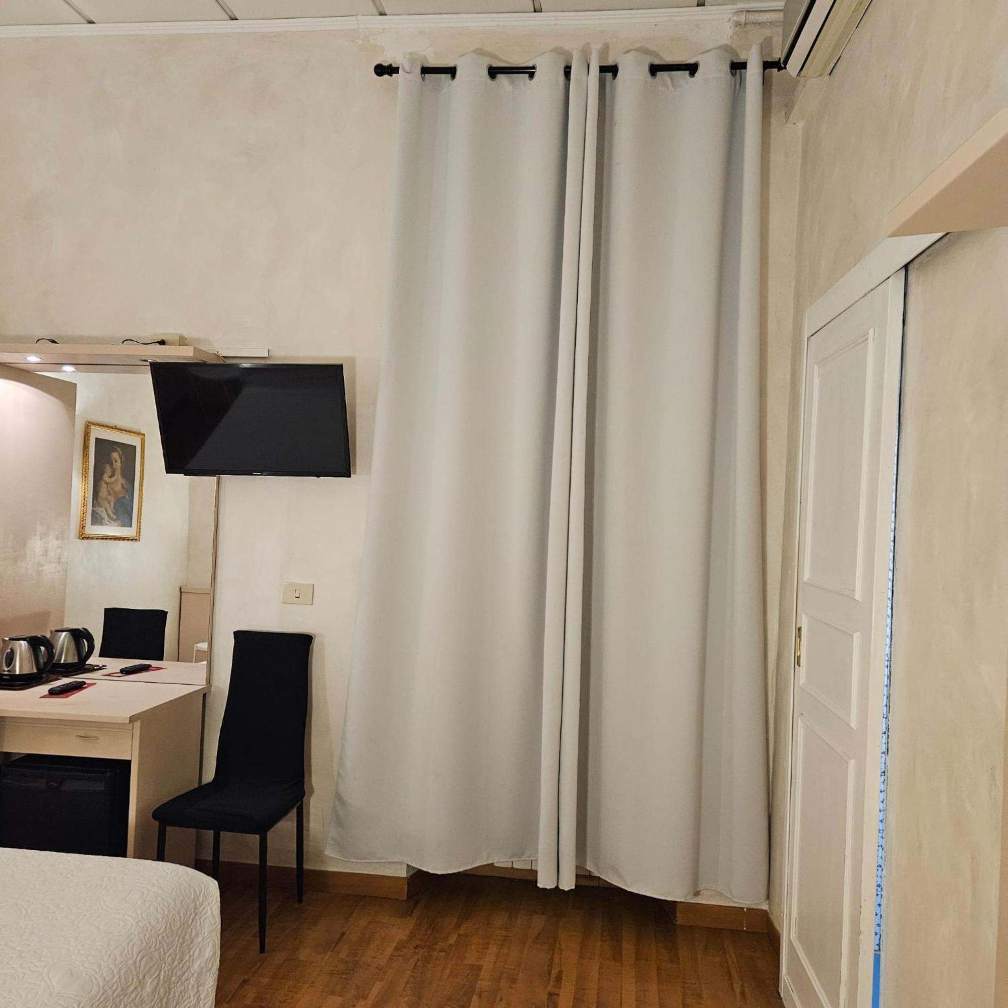 Hotel Julia Rome Luaran gambar