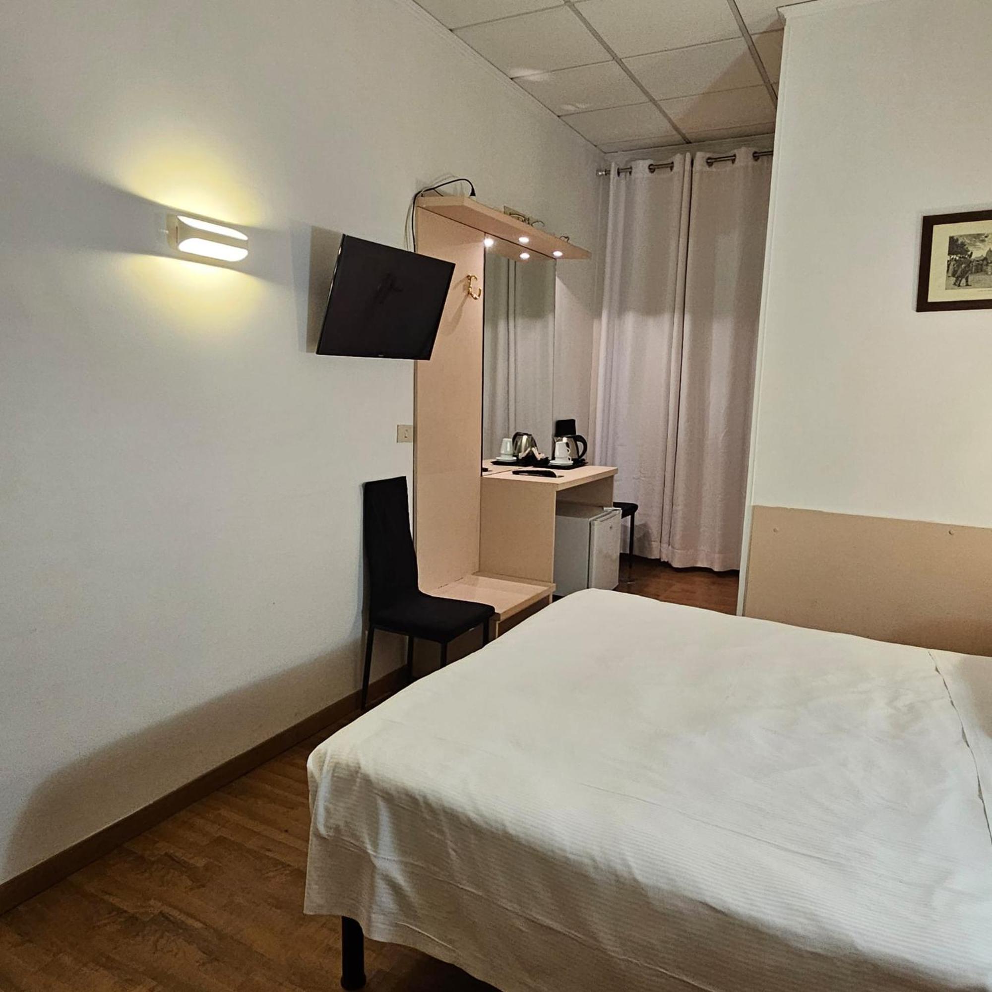 Hotel Julia Rome Luaran gambar