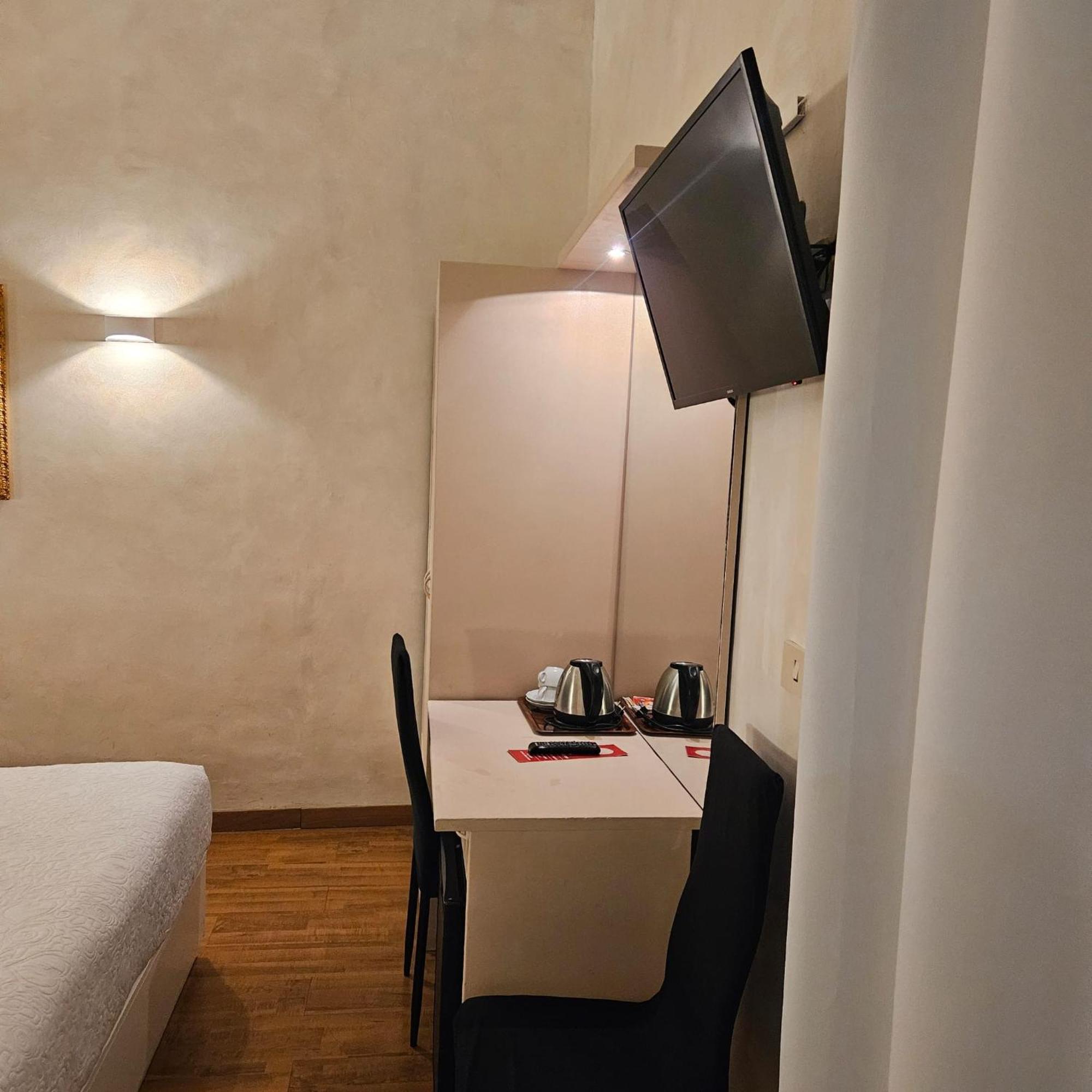 Hotel Julia Rome Luaran gambar